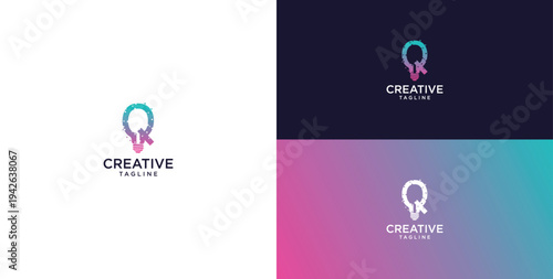 smart bulb logo icon. bulb logo technology. initial logo design Q