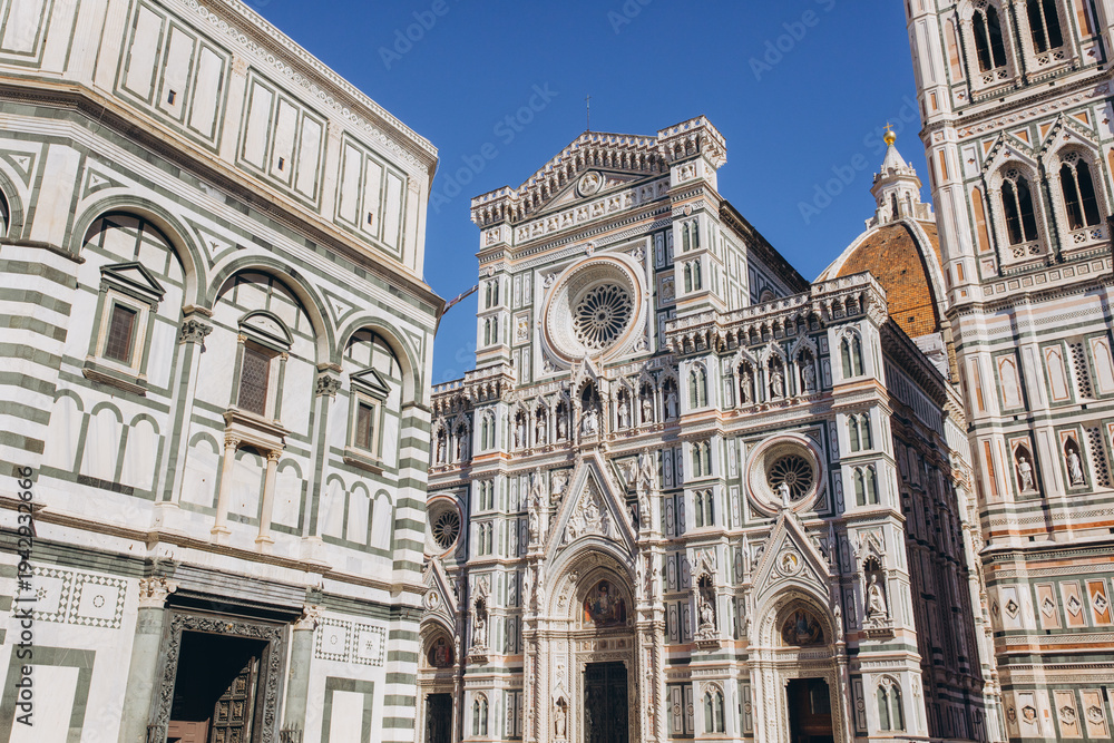 Fototapeta premium Florence Duomo complex, Cattedrale di Santa Maria del Fiore, Brunelleschi's Dome, Giotto's Bell Tower, Baptistery