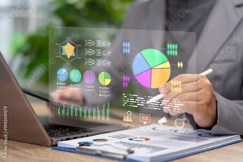 Fotografía Market Analysis and Target Audience Research Concept, Businessman Analyzing Onli