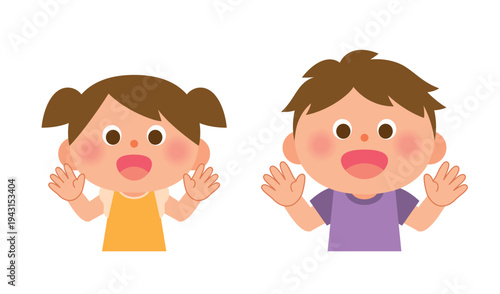 笑顔で驚く子供