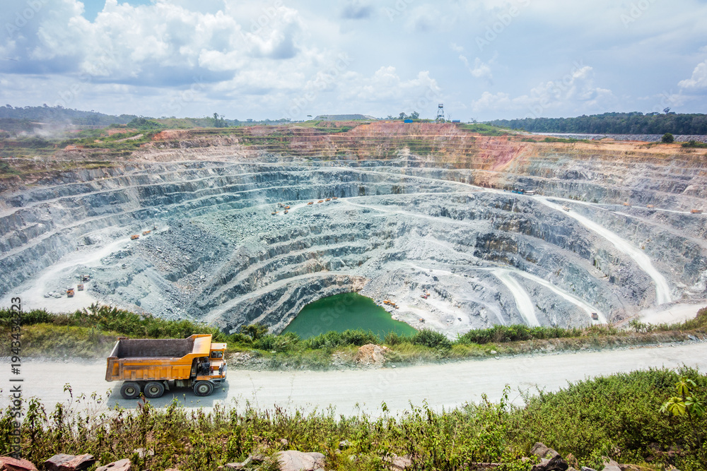 Foto Open pit gold mine