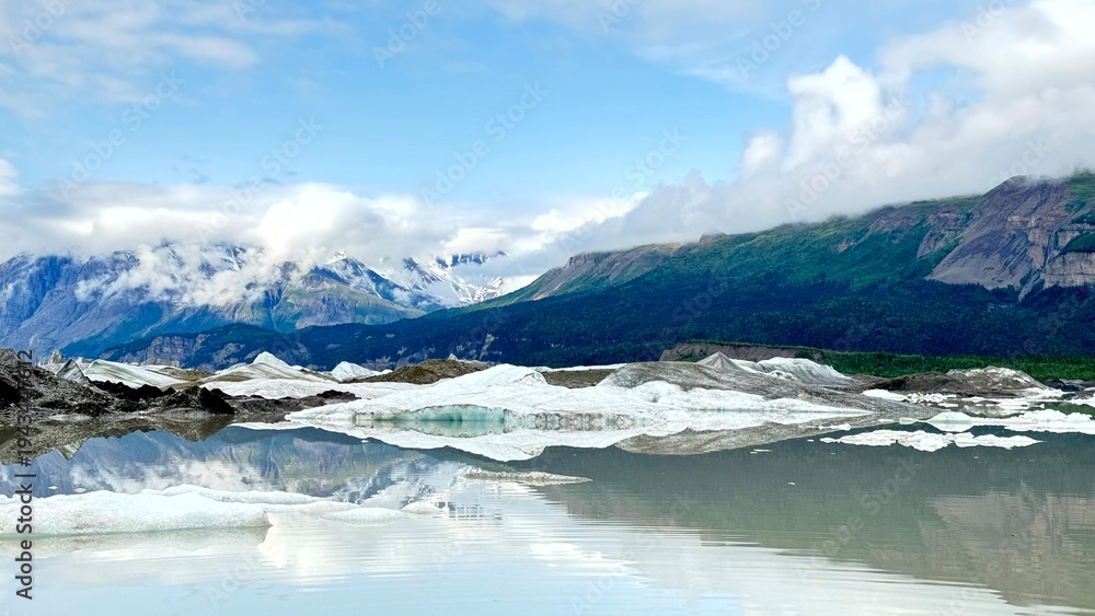 Obraz premium lake in the mountains
