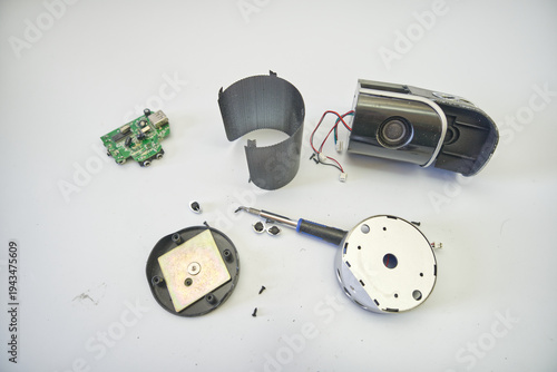 Fotografía Complete disassembly of a USB webcam revealing its components