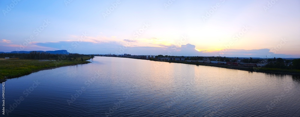 Fototapeta premium sunset over lake