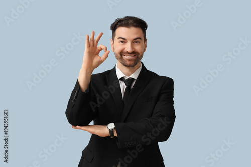Handsome young businessman ...