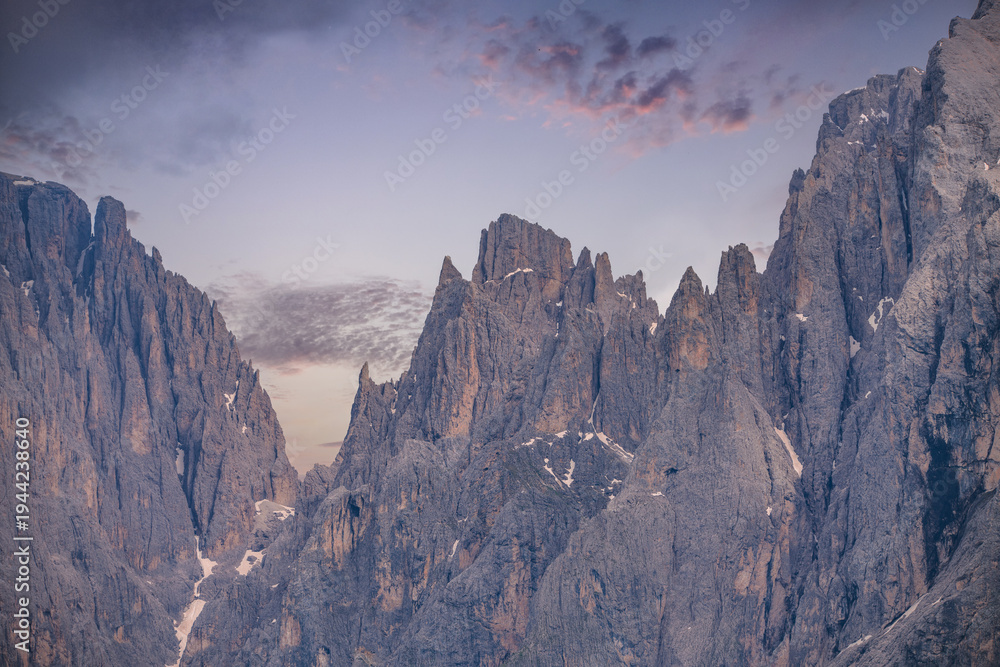 Obraz premium Spectacular landscape on Italian Alps Mountain Dolomites Alpe di Siusi