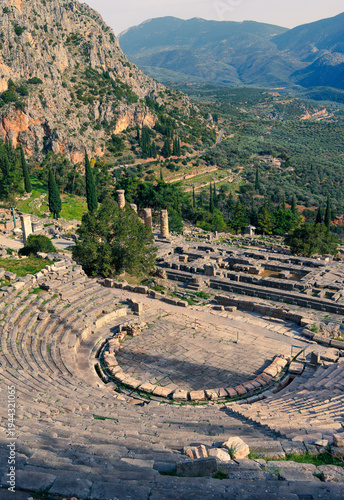 фотографія ancient civilisation in Greece, old temple, amphiteathre in mountain, Delphi