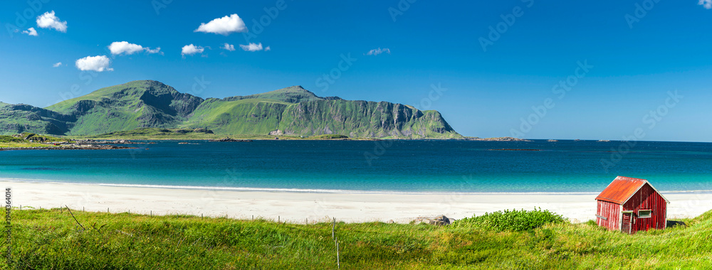 Obraz premium Rambergstranda on the Lofoten Islands in Norway