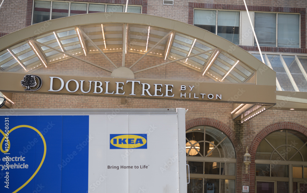 Fototapeta premium IKEA delivery vehicle parked in front of DoubleTree by Hilton Hotel Toronto Downtown (108 Chestnut St)