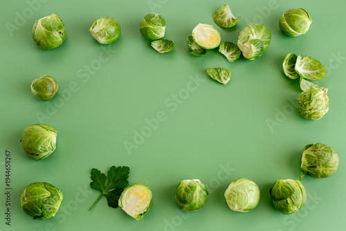 Fotografie fresh brussels sprouts healthy vegetarian food background