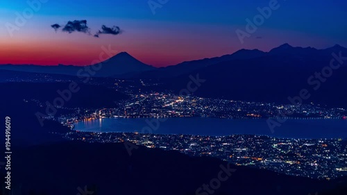 夜明けの高ボッチ高原から諏訪湖と富士山imelapse広角