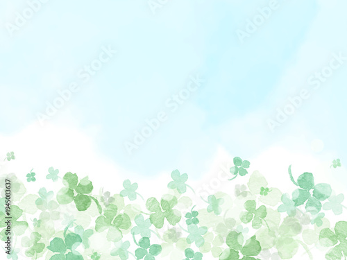 水彩のクローバーと青空の春背景　幸運・エコ・メッセージカード素材　Watercolor Clover Spring Background with Blue Sky – Lucky Four Leaf Frame Nature Banner