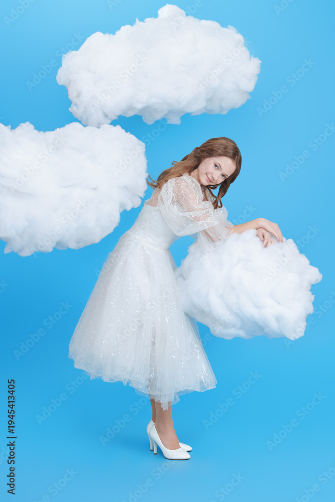 Fototapeta premium Heavenly Cloud Girl