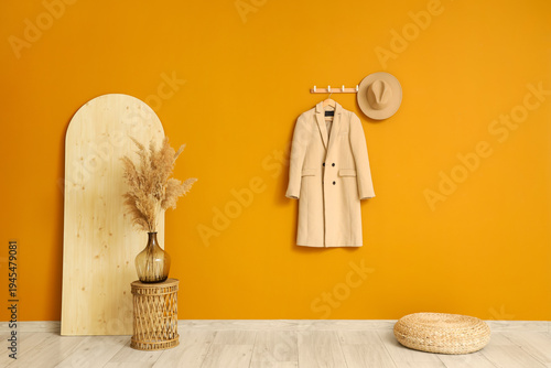 Wicker pouf, table and vase...