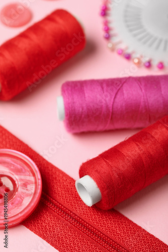 Composition with thread spo...