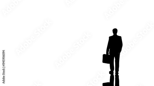 silhueta de empresario em pe segurando maleta de trabalho isolado sobre fundo branco conceito de negocios