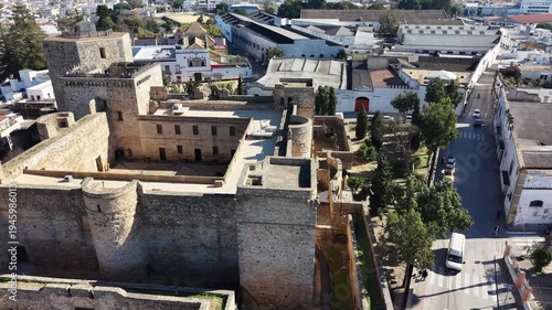 Vista aérea del Castillo de Santiago en Sanlúcar de Barrameda, Andalucía