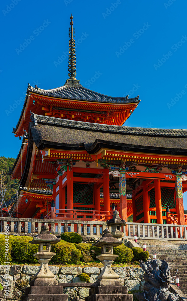 Naklejka premium At Kiyomizu-dera (Kyoto, Japan)
