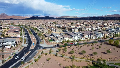 фотографія Stunning drone shot of the new Cadence master-planned neighborhood in Henderson