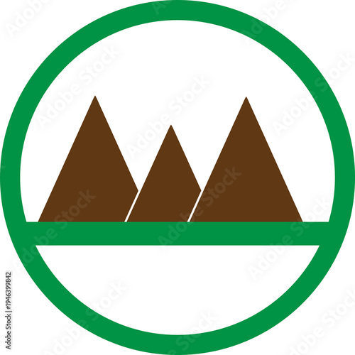 Minimal Mountain Landscape Vector Icon – Flat Peaks Illustration for Nature, Adventure, Travel and Outdoor Design