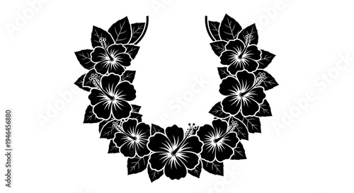 Black and white flower necklace design.