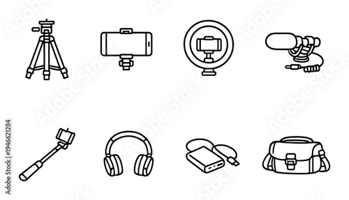 Vlogging and mobile recording accessories displayed on dark background