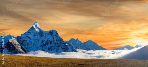 Bild auf Leinwand Mount Ama Dablam evening sunset Nepal Himalaya mountain
