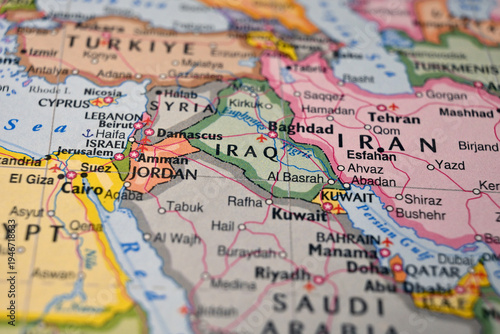 Canvastavla Iraq on World Map Close Up Macro Defocused Background Geographic Image