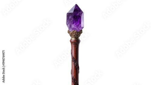 Foto Isolated ornate magical staff with sparkling purple amethyst crystal and carved
