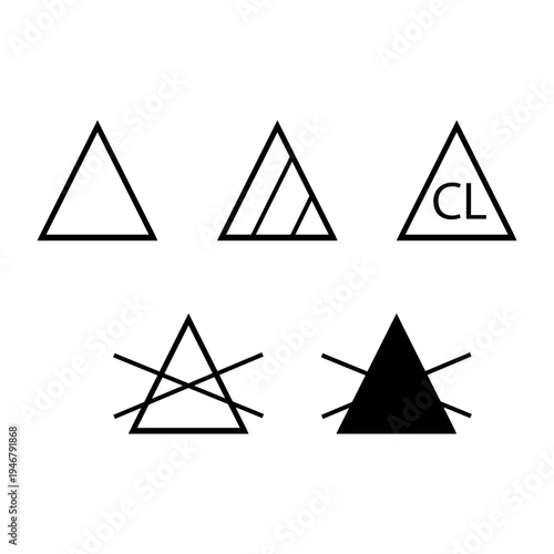 Bleaching marking. Triangle. A set of symbols used on clothing labels to indicate permitted or prohibited bleaching methods. Information on the garment label. Warning symbol. Labeling.