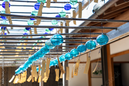 Wallpaper Mural 青色の風鈴 / Blue wind chimes Torontodigital.ca