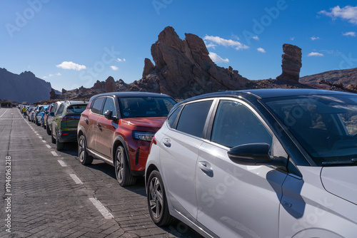 Cars in the parking lot at La Ruleta in Teide National Park.