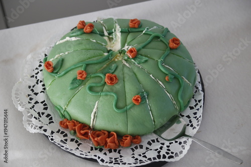 Grüne Torte, Marzipan