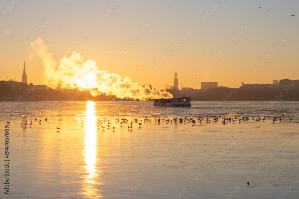 Fototapeta premium Hamburg Alsterdampfer