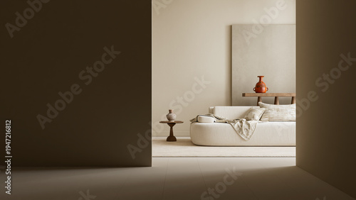 Foto Minimal living room with open negative space, sculptural wooden pedestal and a s