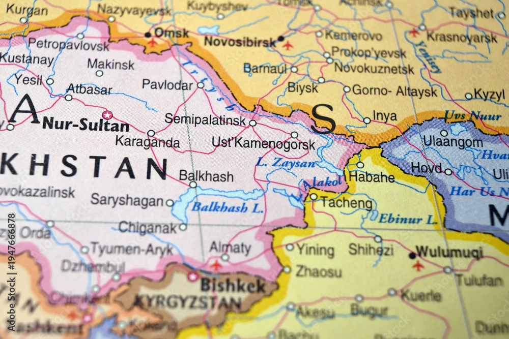 Obraz premium Defocused Map Background Highlighting Ust-Kamenogorsk Geography and Travel Concept