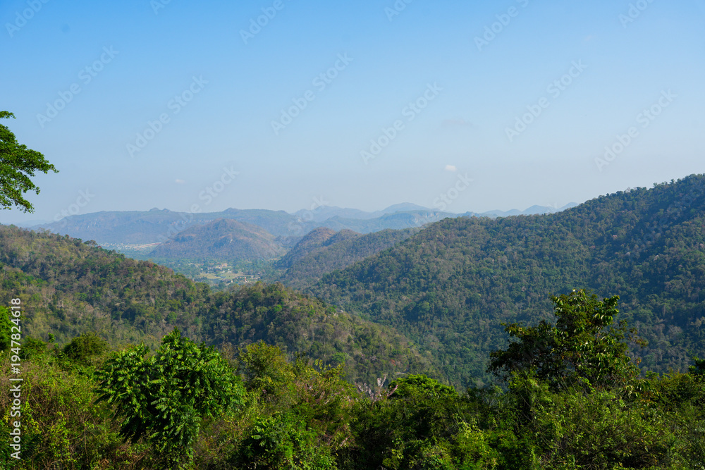 Naklejka premium Morning mountain landscape at khaoyai national park of Thailand.