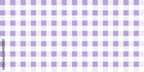 Gingham checkered seamless pattern. Picnic tablecloth style plaid background with soft diagonal lines. Spring textile design for fabric, wrapping paper, wallpaper.
