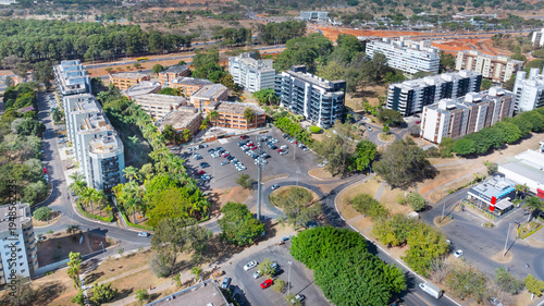 Aerial view of the area between blocks 103SW and 104SW in the Southwest neighborhood, a planned urban development featuring high-end apartments. Brasília, 2023 