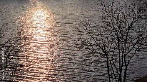 팔당대교 근처 한강 수면에 비치는 햇빛 반사 풍경 영상