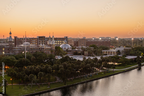Wallpaper Mural The historic minarets of Plant Hall at the University of Tampa a Torontodigital.ca