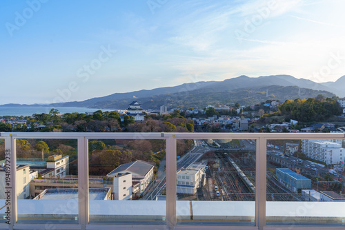 ミナカ小田原　屋上から望む小田原城