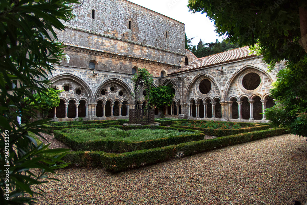 Obraz premium Cloister of the Cistercian Abbey of Fontfroide in France