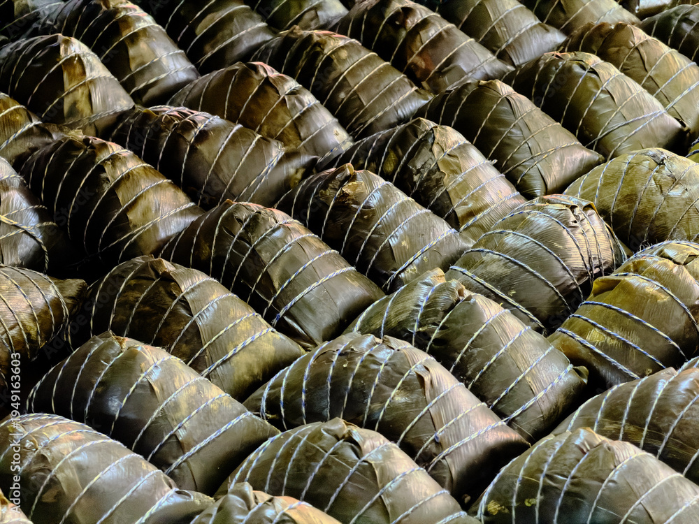 Fototapeta premium Rice dumplings on shelves during Chinese Dragon Boat Festival