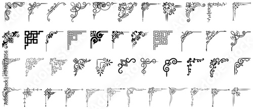 Vintage decorative corner ornaments. Vintage corner set. vector frame corners