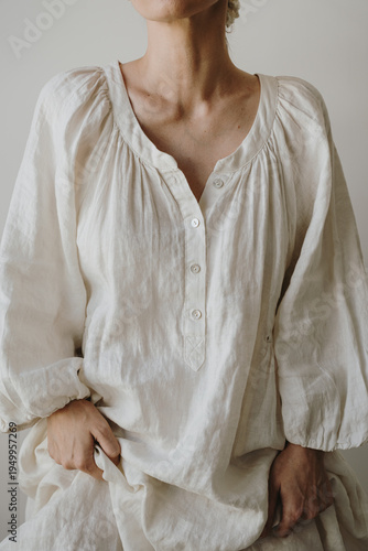 Modern Boho Inspired Outfit With Flowing Linen Blouse In Light Tones