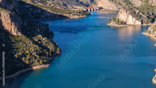Vista aérea panorámica del Embalse de Cortes de Pallas  en Valencia , España