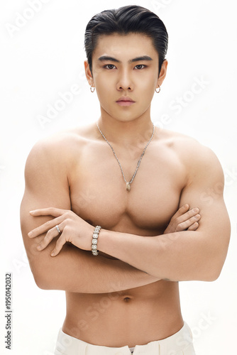 Foto Young, handsome, muscular Asian male image