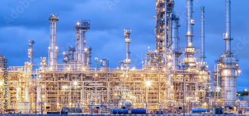 Tableau sur toile Oil and Gas Industrial zone,The equipment of oil refining,Close-up of industrial pipelines of an oil-refinery plant,Detail of oil pipeline with valves in large oil refinery