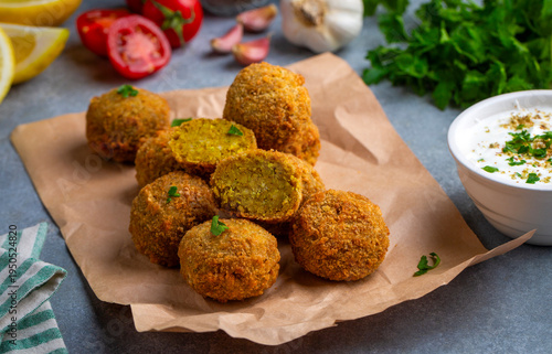 Falafel balls made from cho...